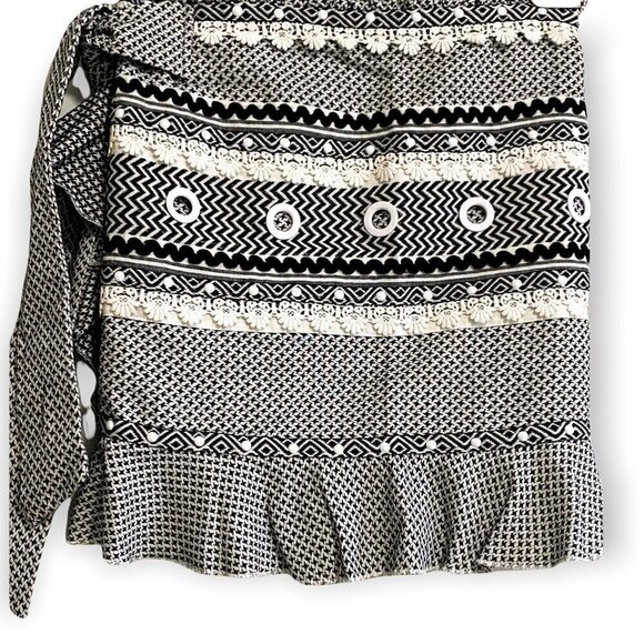 Dodo Bar Or Abigail Wrap Mini Skirt in black‎ and white,  size M - Picture 7 of 13